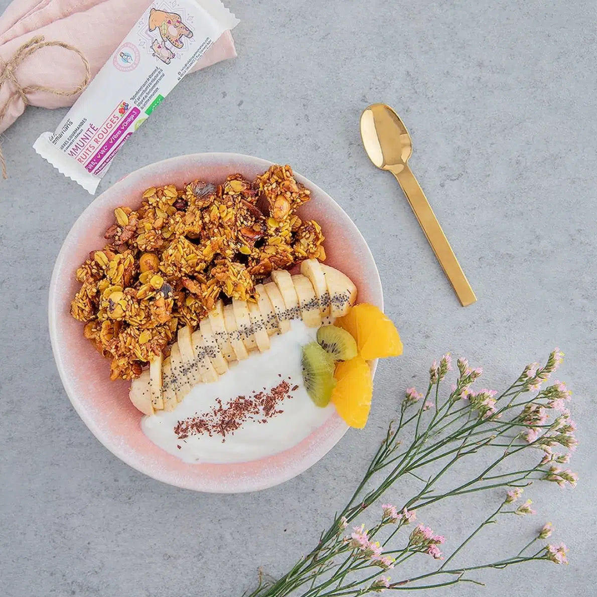 Granola maison au curcuma et fruits secs