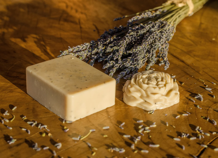 Recette de savon au lait maternel simple et rapide